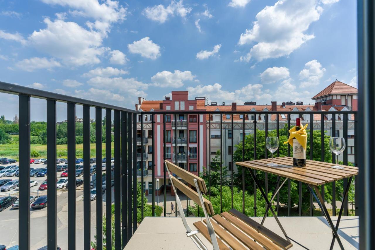 פוזנן Apartments City View Garbary By Noclegi Renters מראה חיצוני תמונה