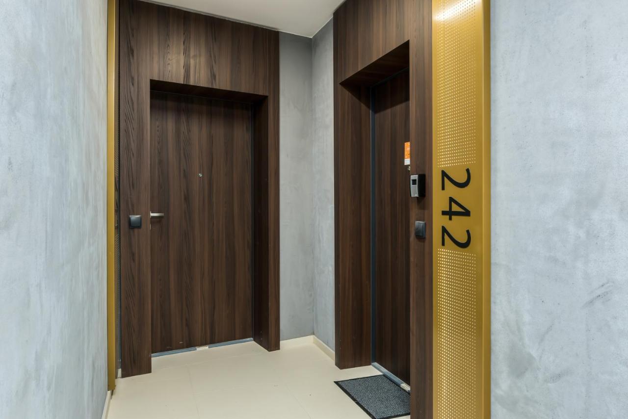 פוזנן Apartments City View Garbary By Noclegi Renters מראה חיצוני תמונה